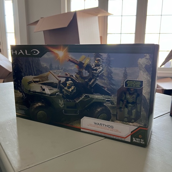 Halo Warthog Vehicle With Master Chief - Picture 2 of 3